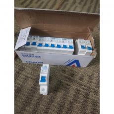 一般直流電應用斷電開關 63A 便商取貨